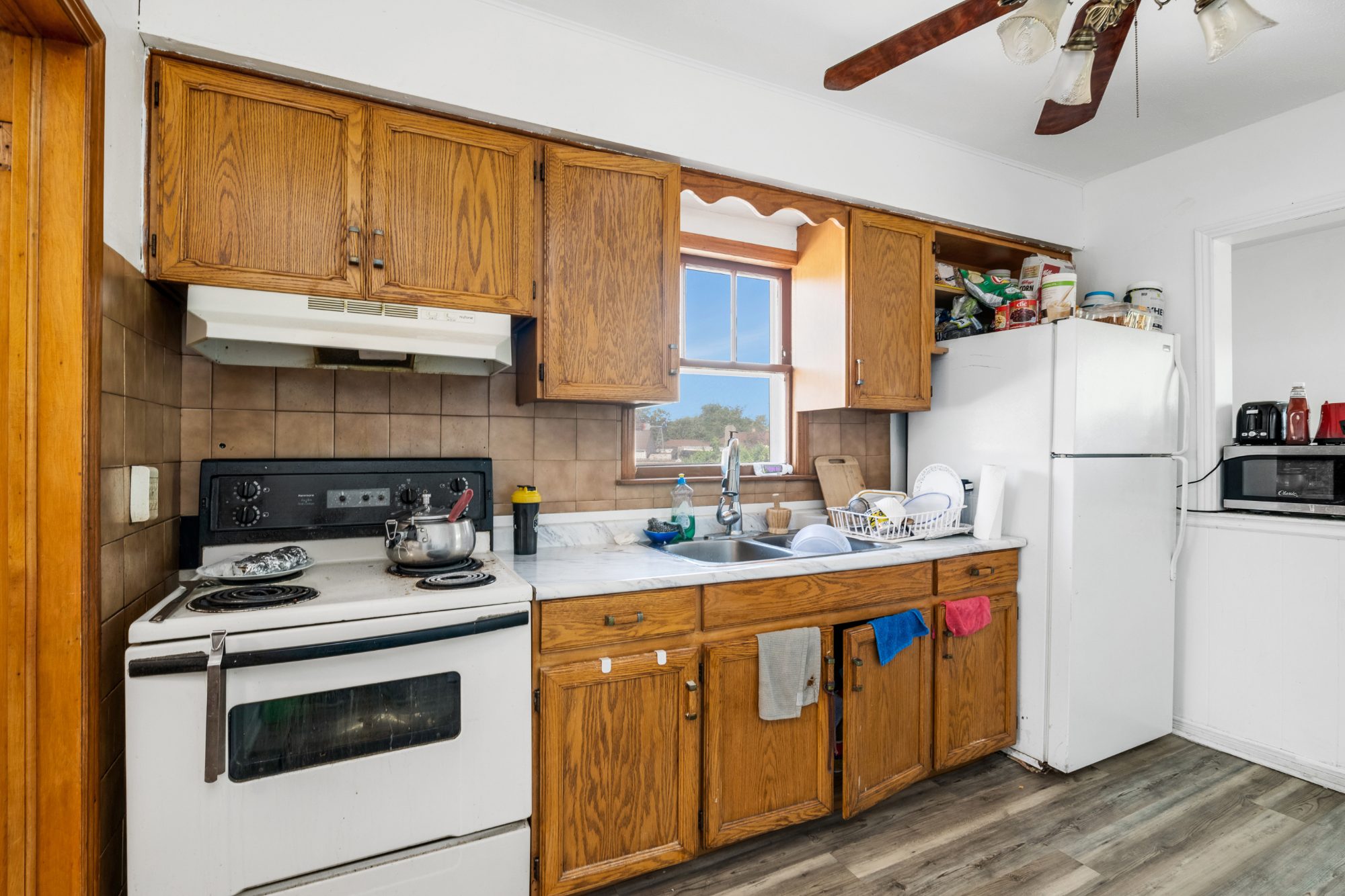 3999 Grand Marais, Windsor, Ontario - Photo 9