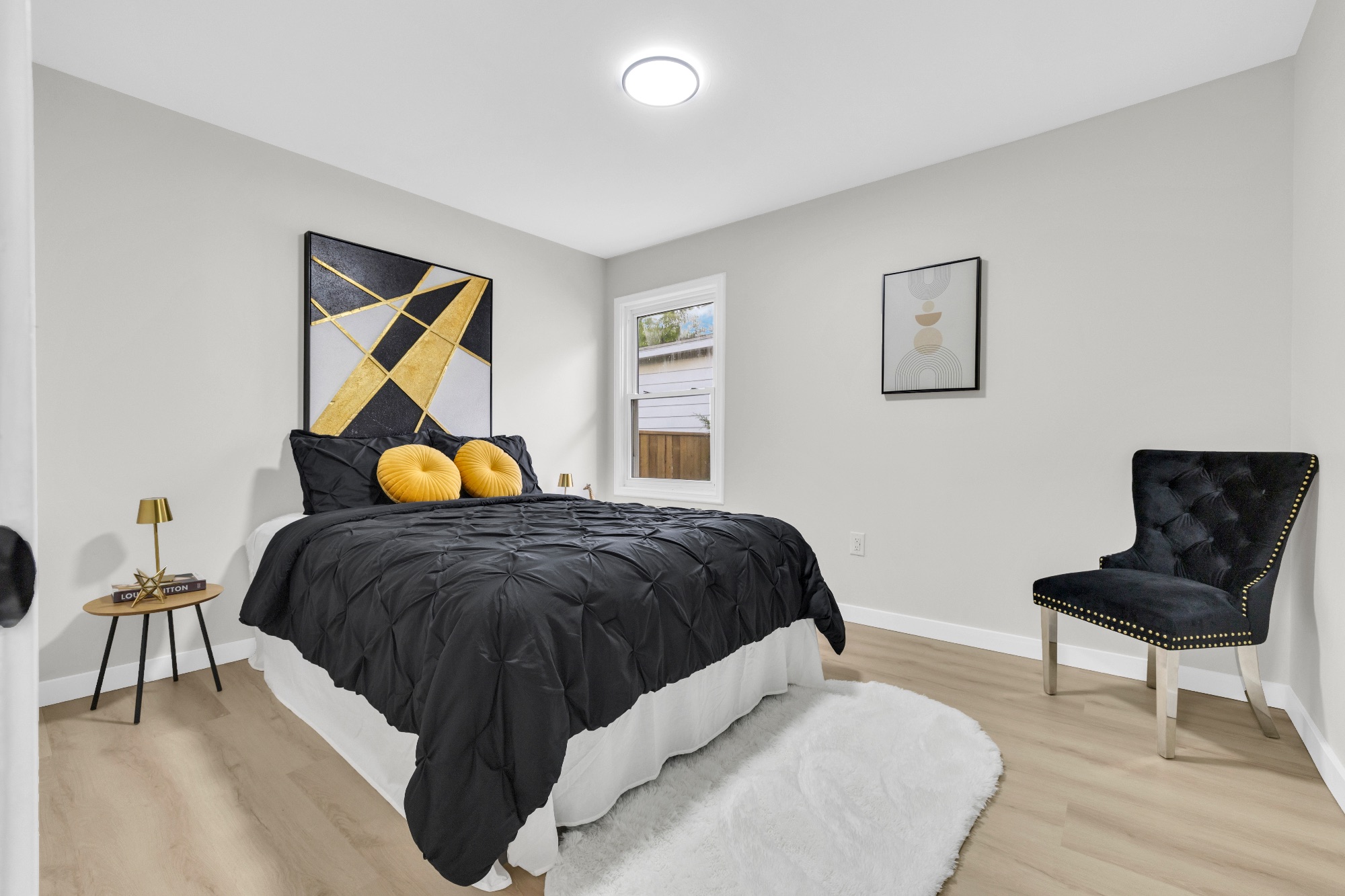 Pre-Inspected Bungalow in South Walkerville — Move In Ready - Photo 3