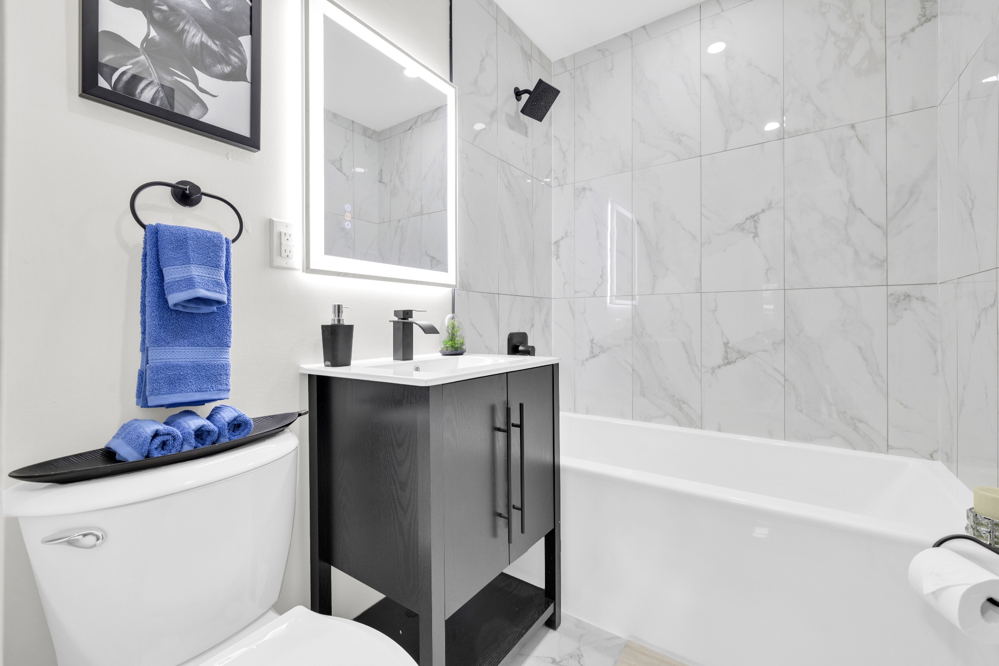 Pre-Inspected Bungalow in South Walkerville — Move In Ready - Photo 2