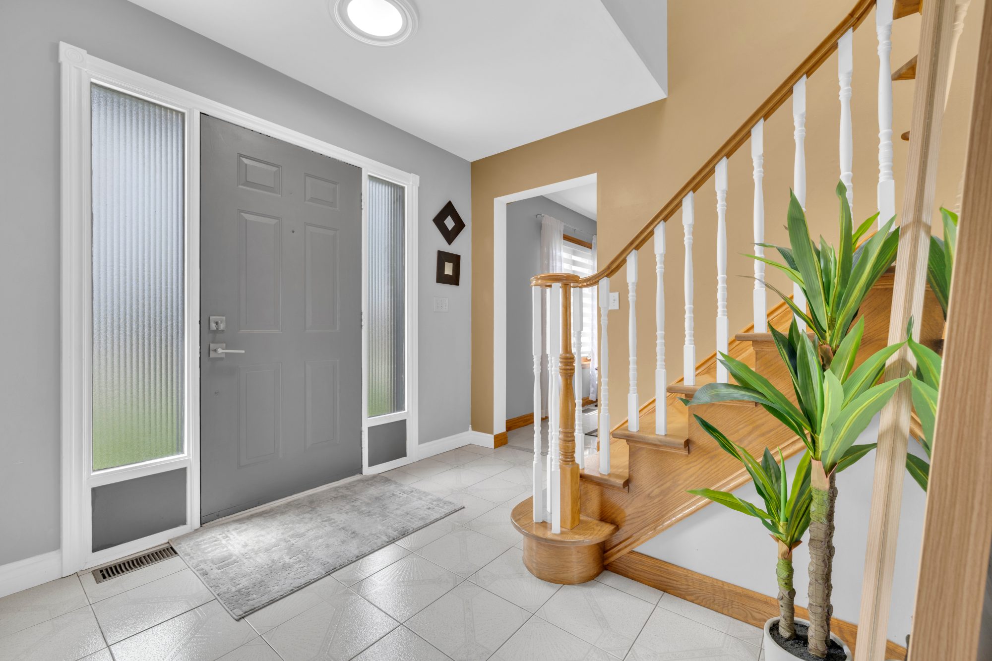 2048 Eugeni, Tecumseh, Ontario - Photo 6