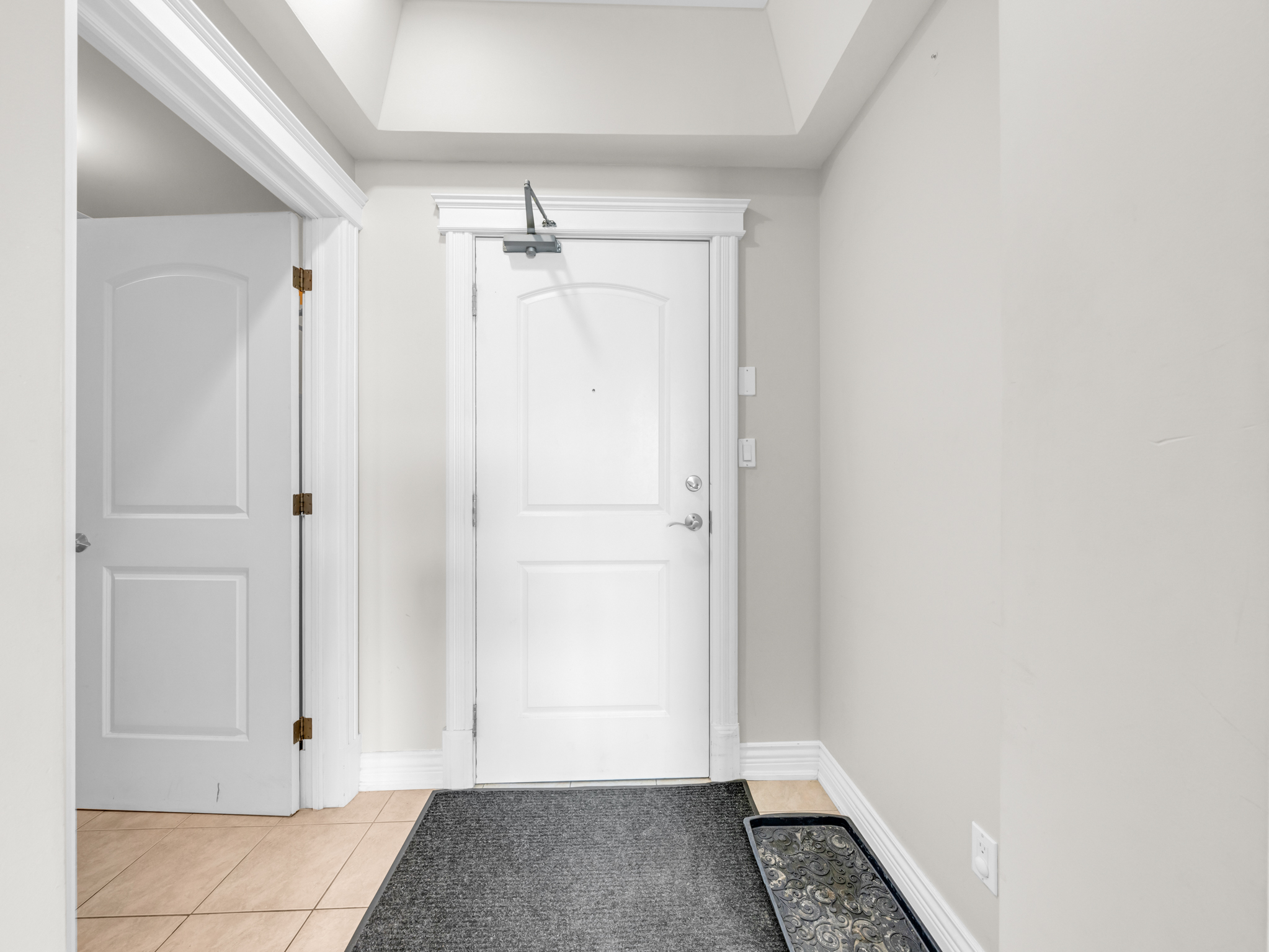 Unit entry door