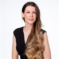 Kristina Bondy headshot