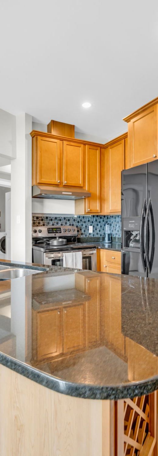 Condo in Windsor, ON - Photo 8