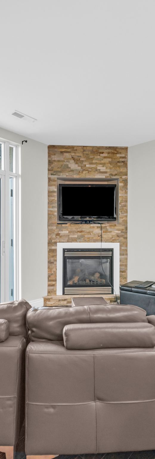 Condo in Windsor, ON - Photo 12