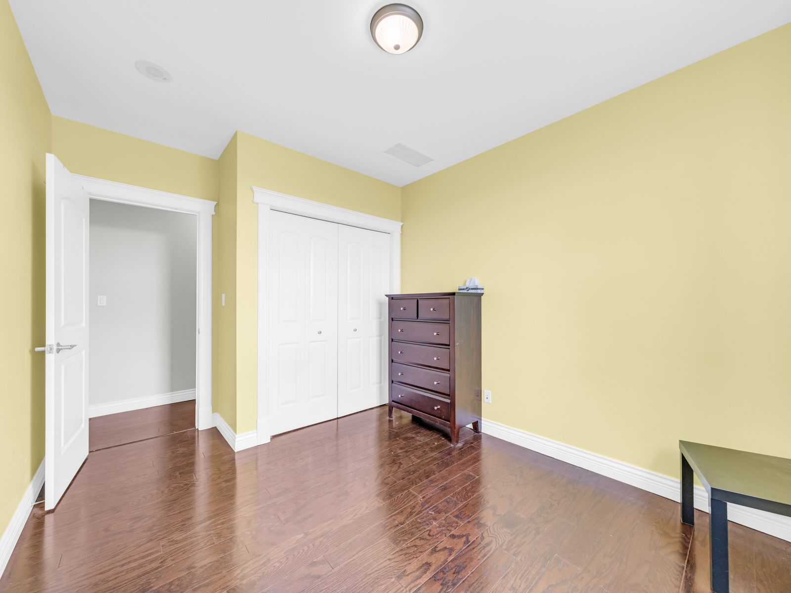 Second bedroom — closet