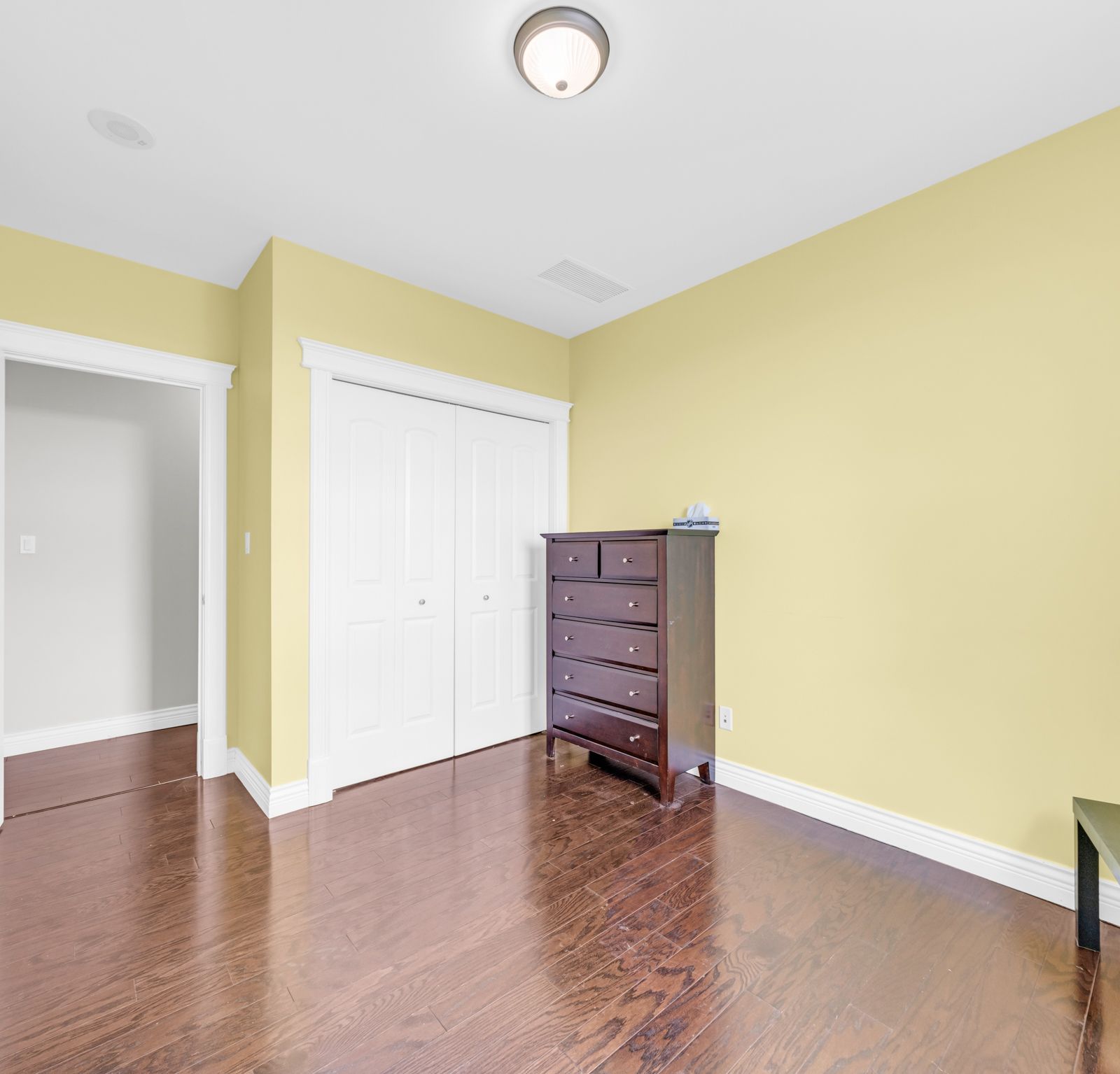 Second bedroom — closet