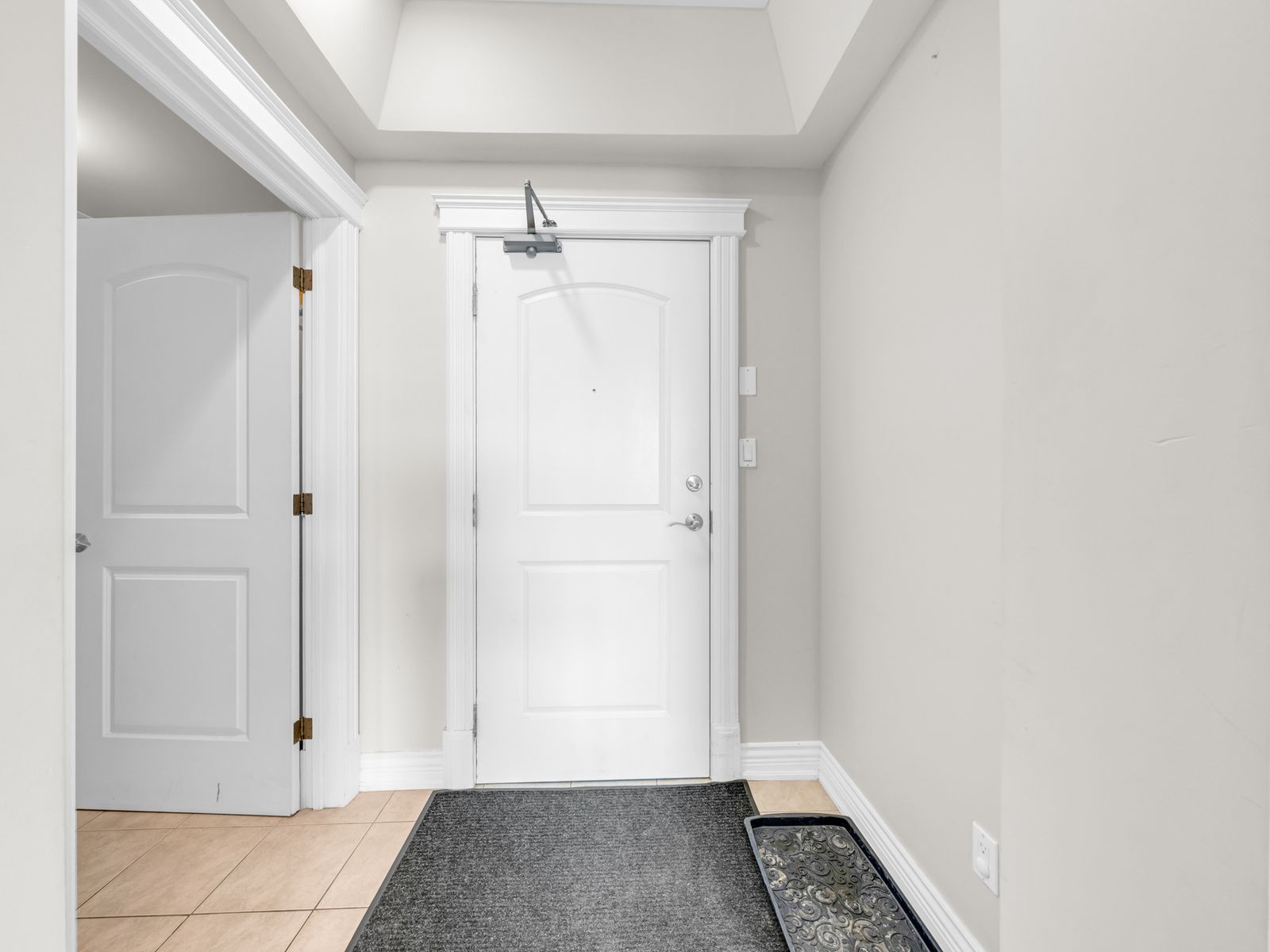 Unit entry door