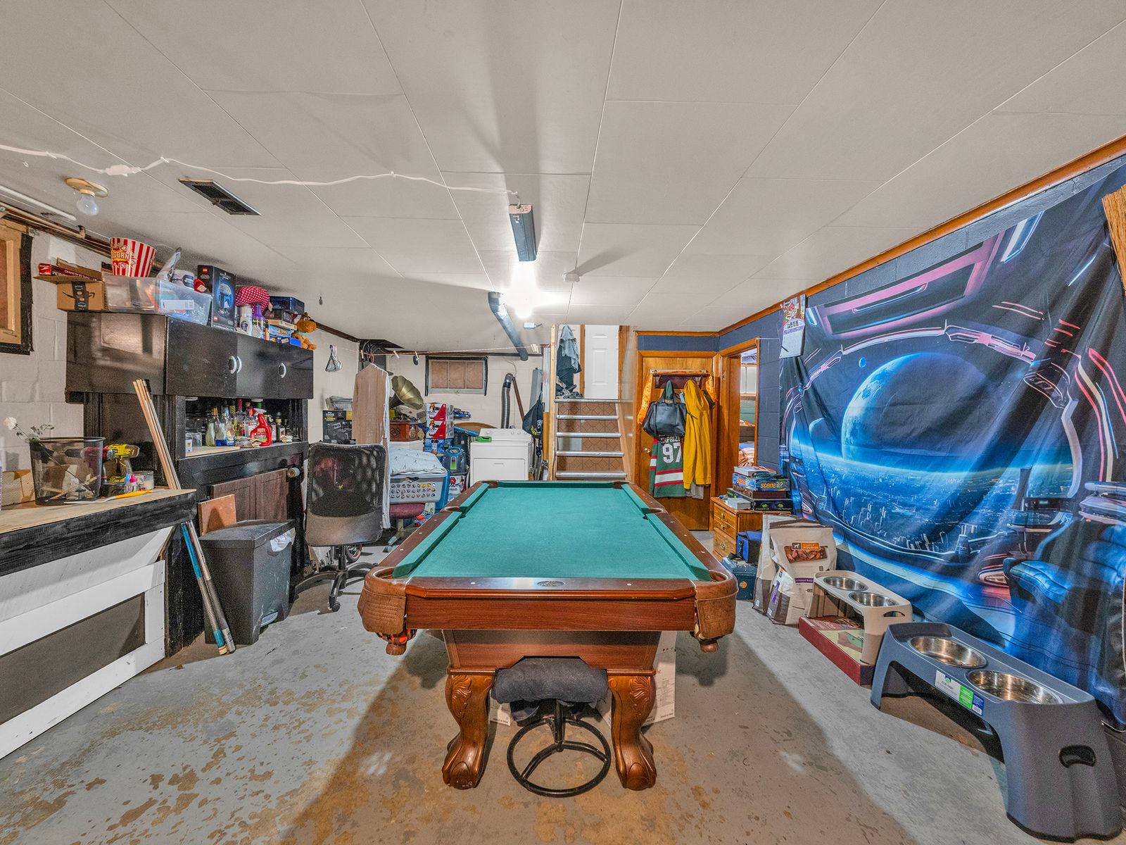 Basement bedroom